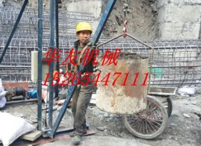 點(diǎn)擊查看詳細(xì)信息<br>標(biāo)題：華友機(jī)械建筑 挖樁 打井用小吊機(jī) 閱讀次數(shù)：6312