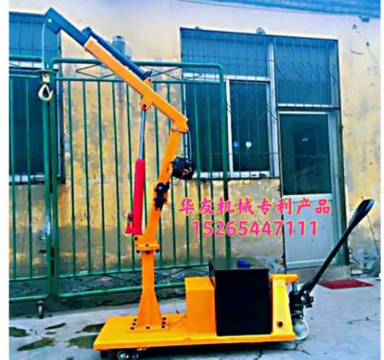 點(diǎn)擊查看詳細(xì)信息<br>標(biāo)題：裝車卸貨用小吊機(jī) 閱讀次數(shù)：2458