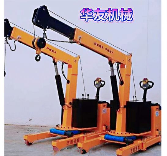 點(diǎn)擊查看詳細(xì)信息<br>標(biāo)題：移動(dòng)式小吊機(jī)(室內(nèi)外通用) 閱讀次數(shù)：2162